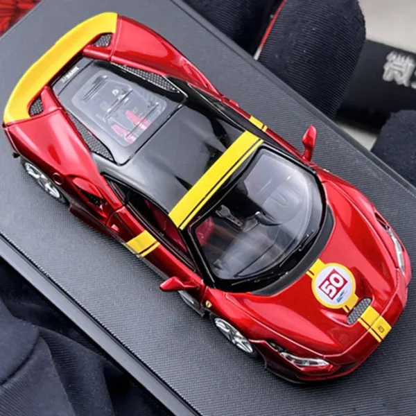 1/64 Ferrari F8 Tributo Diecast Model Car - Image 3