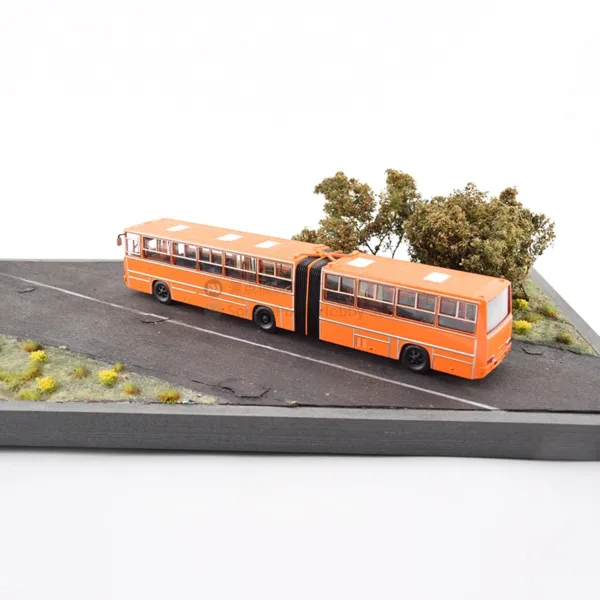 1:43 Ikarus-280.64 Diecast Articulated Bus Model - Image 3