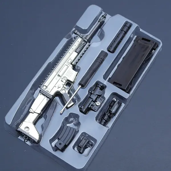 Metal Gun Keychain Model for Kids and Collectors - Image 9