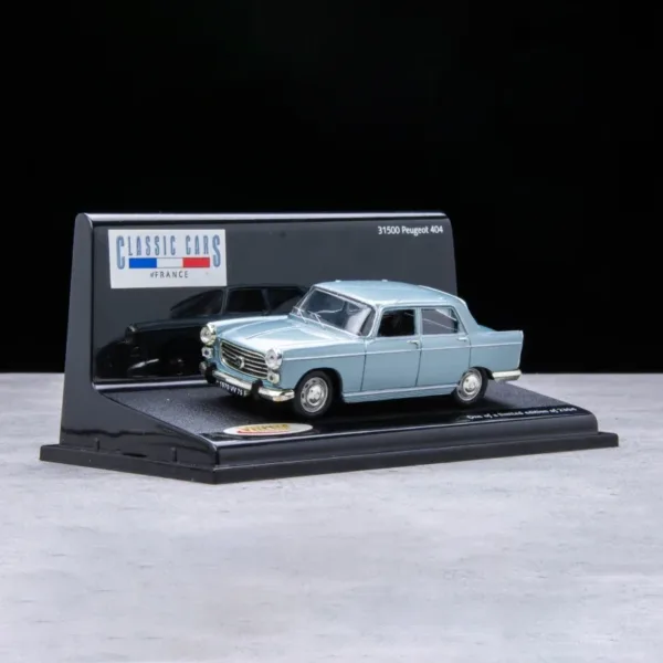 1/43 Scale Peugeot 404 Diecast Model Car - Image 6