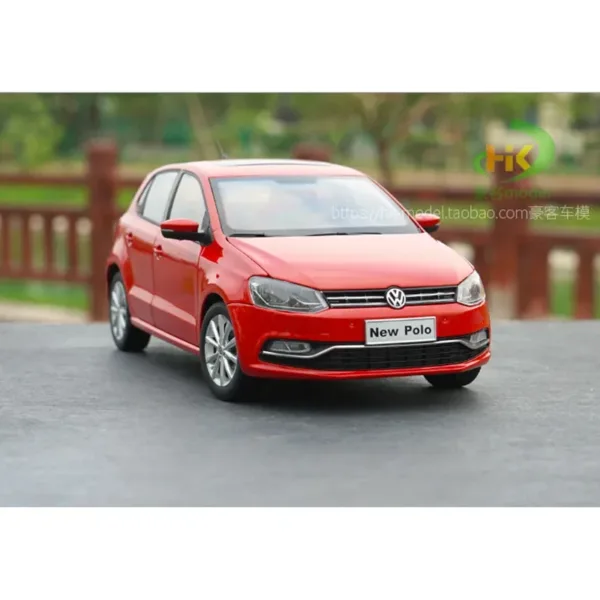 1:18 Scale Alloy Shanghai New Polo Model Car - Image 3