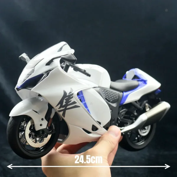 1:9 Diecast Suzuki GSX-1300R Motorcycle Model - Image 3