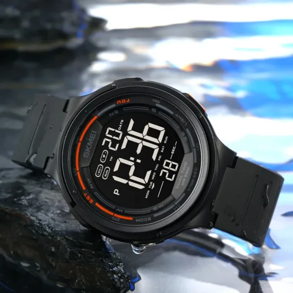 Men's Waterproof Digital Sports Wristwatch - Image 4