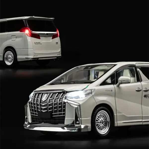 1/18 Toyota Alphard Alloy Car Model - Image 3