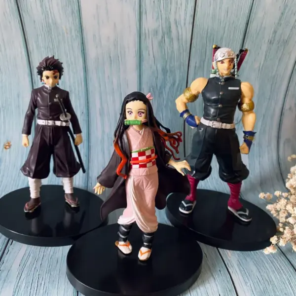 Demon Slayer PVC Action Figures - Shinobu & Nezuko - Image 4