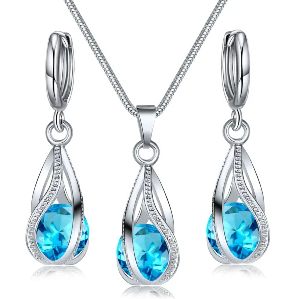 Elegant Silver Necklace and Earrings Set - Image 9