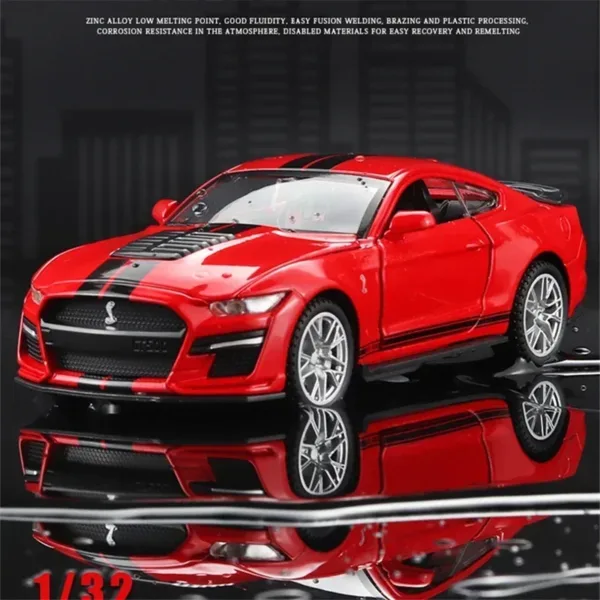 1:32 Ford Mustang Shelby GT500 Alloy Model - Image 12