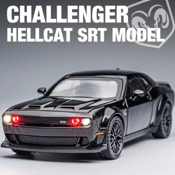 1:32 Scale Challenger Hellcat Diecast Toy Car