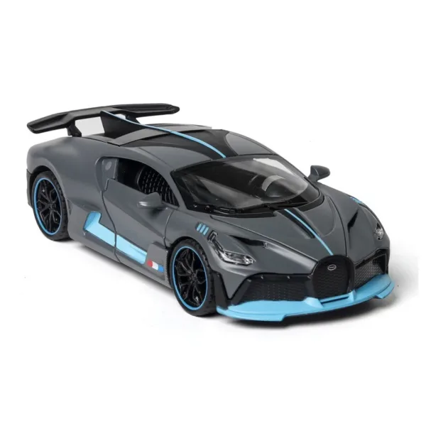 1/32 Scale Diecast Bugatti Divo Model Car - Image 9