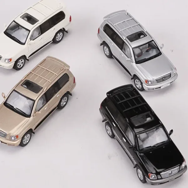 1:64 Scale Alloy Lexus LX470 Model Car - Image 5