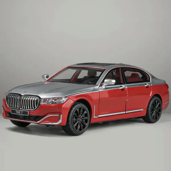 1:24 THE 760 Li Alloy Diecast Car Model - Image 9