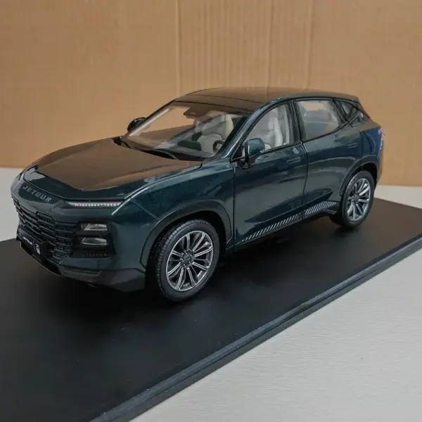 1:18 Scale Diecast Chery JETOUR SUV Model - Image 5