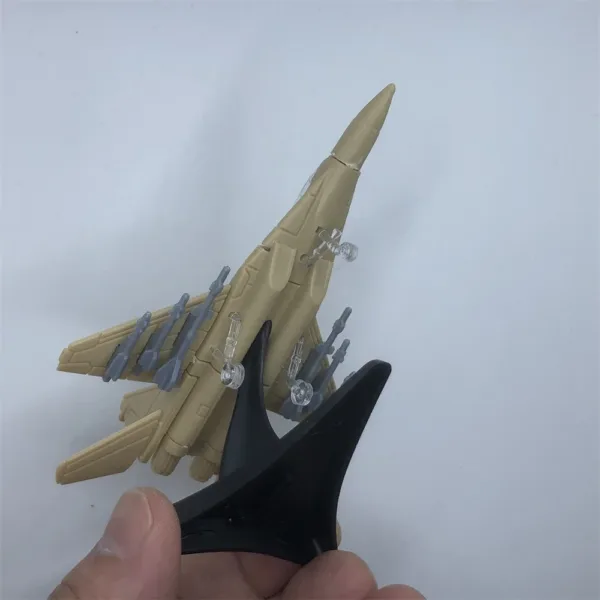 Soviet MiG-29 Fulcrum 1:152 Plastic Model Kit - Image 4