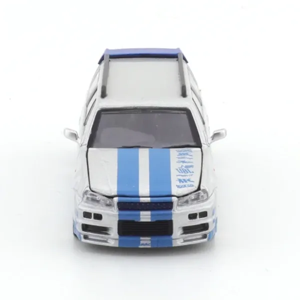 Nissan Stagea R34 1:64 Diecast Model Car - Image 2