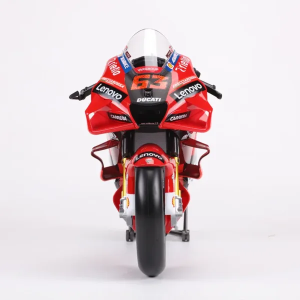 Maisto 1:6 Ducati Lenovo Team Motorcycle Model - Image 3