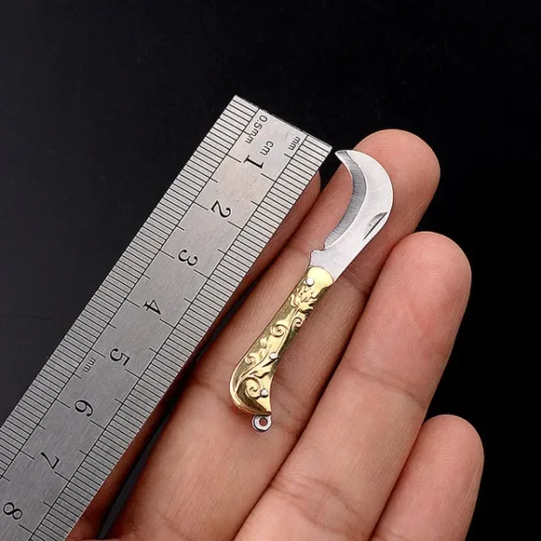 Mini Folding Knife Keychain with Sharp Blade - Image 24