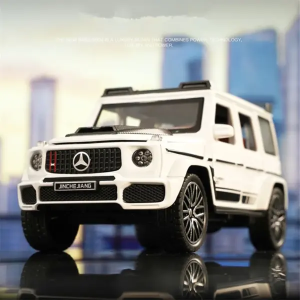 1/32 Scale G800 G65 SUV Metal Model Toy - Image 2