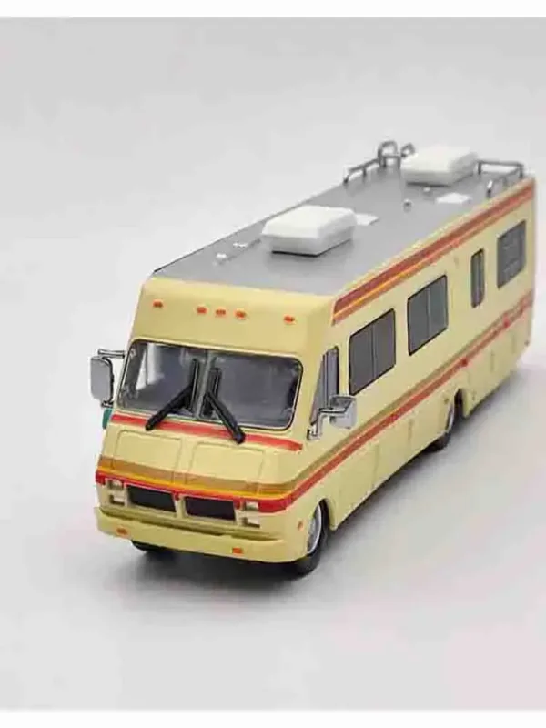 1986 Fleetwood Bounder Diecast Model 1:64 - Image 7