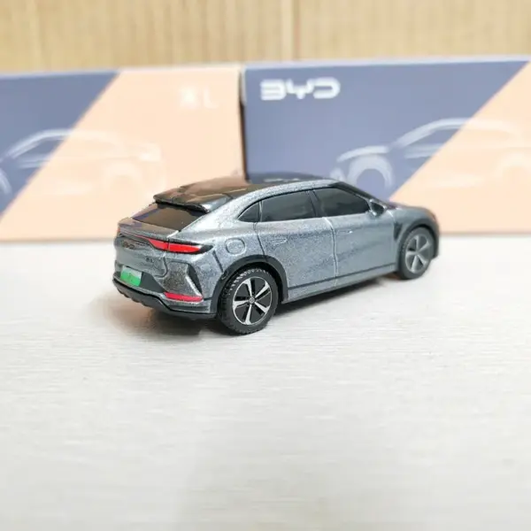 1:64 BYD EV Alloy Model Car Collectible - Image 3