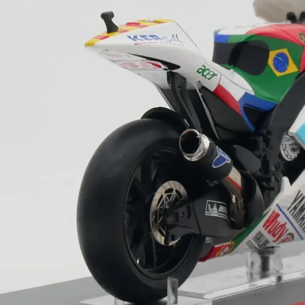 1:18 Diecast Yamaha YZR M1 Motorcycle Model - Image 6