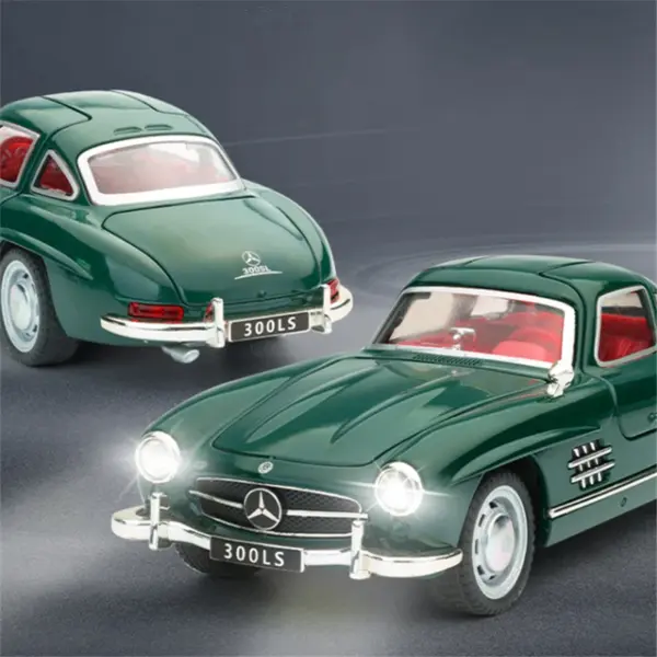 1:32 Metal Alloy Benz 300SL Diecast Model - Image 2