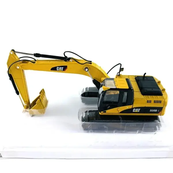 1/50 Scale CAT 320D L Excavator Model - Image 2