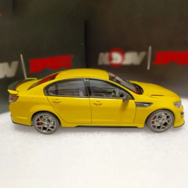 Diecast 1:18 Holden HSV GTSR Yellow Model - Image 5