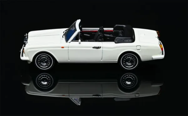 1/64 RR Corniche IV1993 Diecast Model Car - Image 13