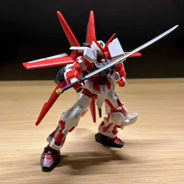 Astray Red Frame Model 1/144 Collectible Figure - Image 3