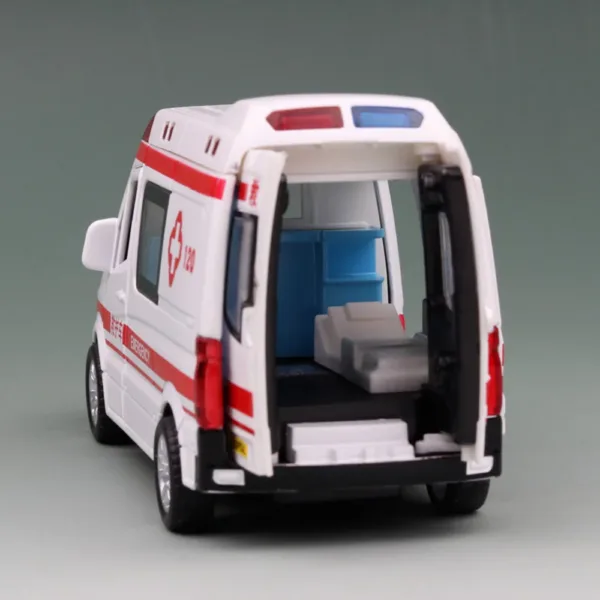 1:32 Diecast Ambulance Model with Sound & Light - Image 4