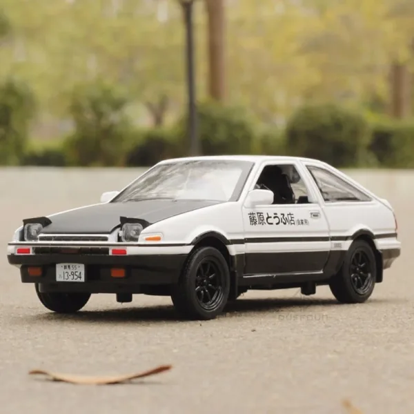 1/32 AE86 Diecast Alloy Car Model Toy - Image 2