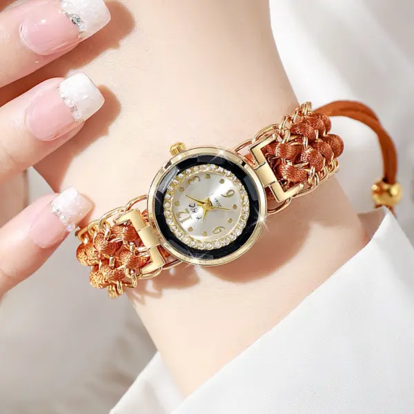 Women's Rhinestone Quartz Bracelet Watch - Image 2