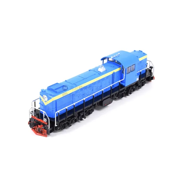 Soviet Diesel Engine Locomotive Model 1/87 Scale - Image 3