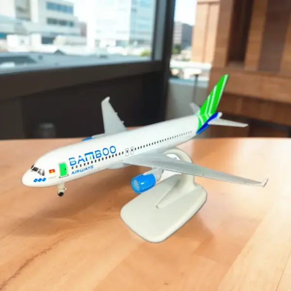 Diecast Aircraft Model Scale 1:250 Westjet - Image 7