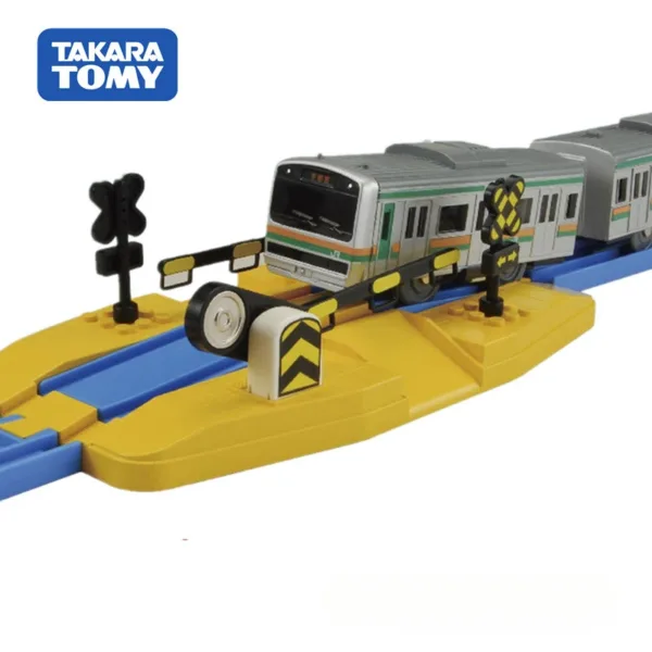 Takara Tomy Plarail Basic Rail Set - Image 4