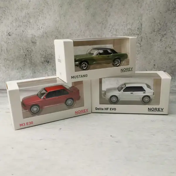 1/43 Scale Diecast M3 E30 Ford Mustang Model - Image 6