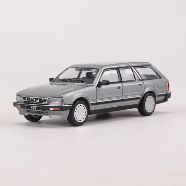 1:64 Scale Diecast Peugeot 505SW Model Car Gray