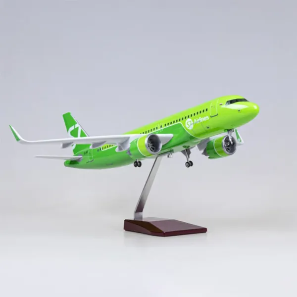 A320 NEO S7 Airlines Diecast Model Airplane - Image 8