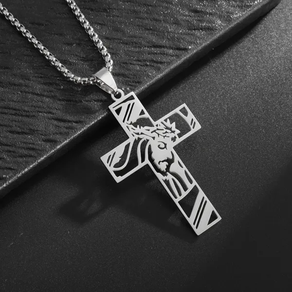 Punk Red Cross Templar Pendant Necklace - Image 9