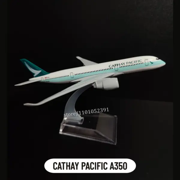 China Southern Airlines B787 Diecast Model 1:400 - Image 13