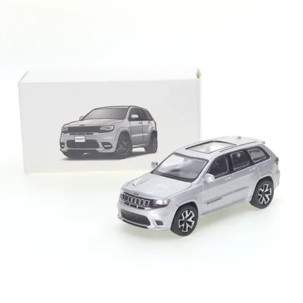 1/64 Jeep Grand Cherokee Trackhawk Diecast Model - Image 8