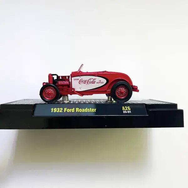 1/64 Vintage 1932 Ford Roadster Diecast Model - Image 4