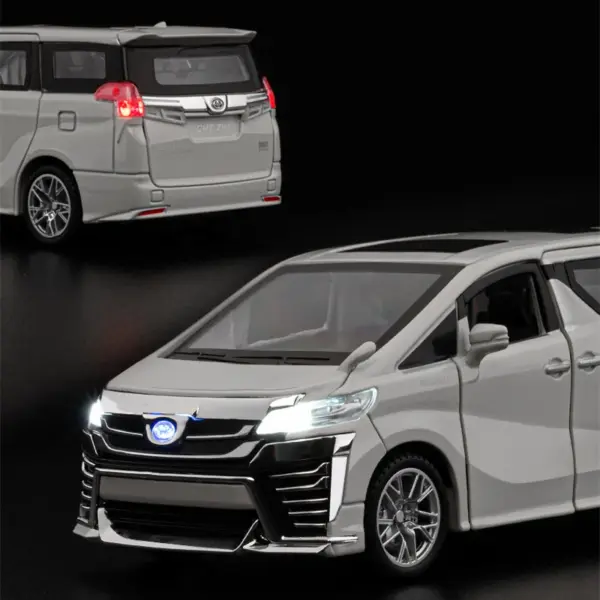 1:32 Toyota VELLFIRE MPV Alloy Diecast Model - Image 3