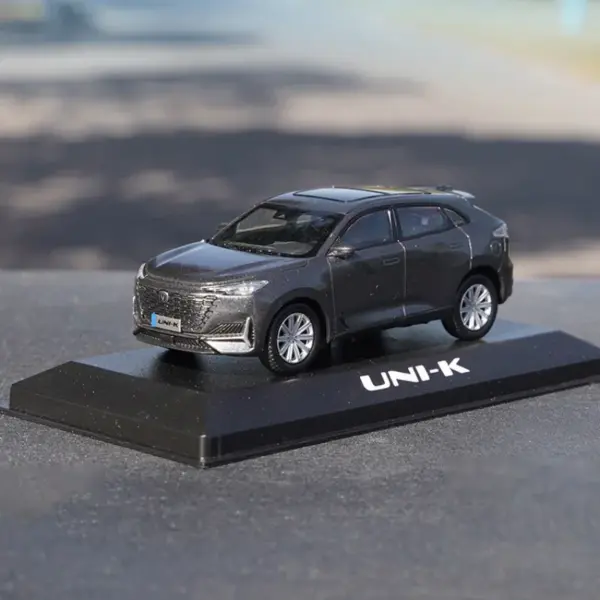 1/43 Scale Changan UNI-K Alloy Car Model - Image 3