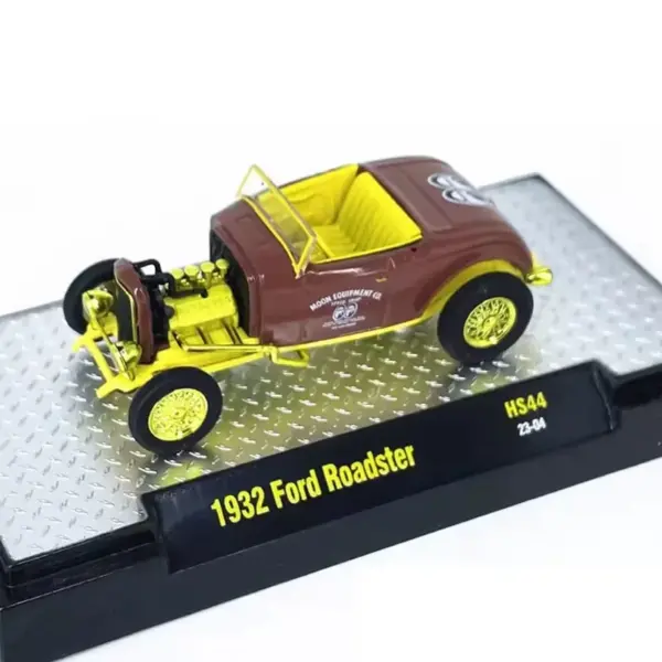 1/64 Vintage 1932 Ford Roadster Diecast Model - Image 3