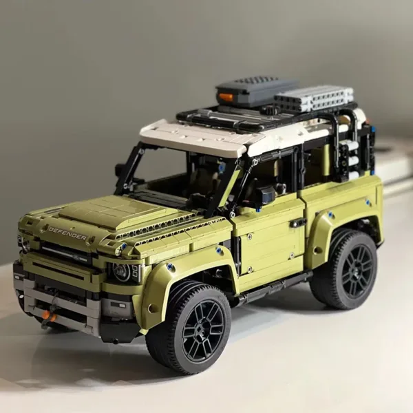 2573PCS Land Rover Defender Off-Road Blocks - Image 2