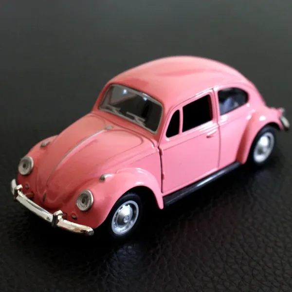 1:36 Diecast 1967 Volkswagen Beetle Model - Image 7