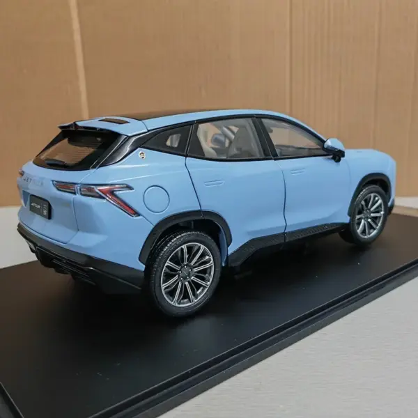 1:18 Scale Diecast Chery JETOUR SUV Model - Image 3