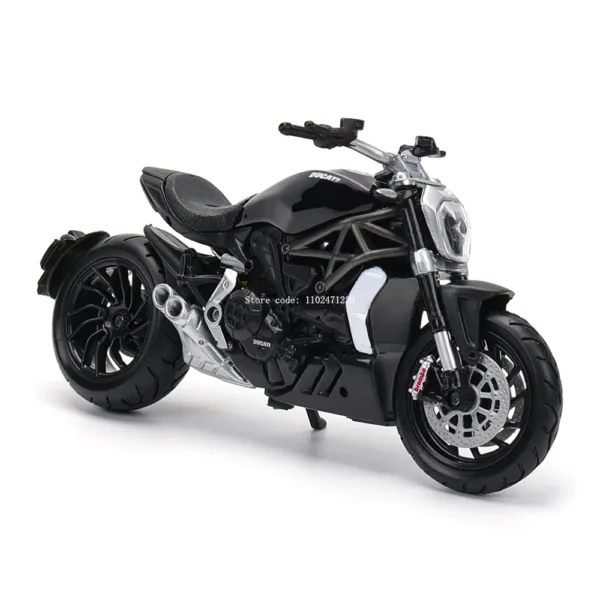 Bburago 1:18 Ducati X Diavel S Motorcycle Model - Image 2