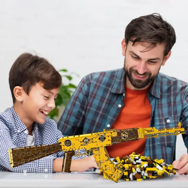 1548Pcs Gold AK47 Building Blocks Set - Image 5